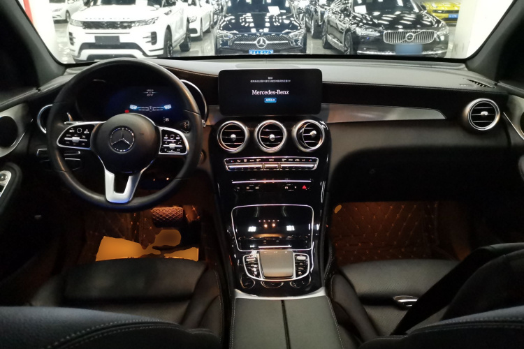 奔驰GLC 2021款 GLC 260 L 4MATIC 动感型中控内饰12