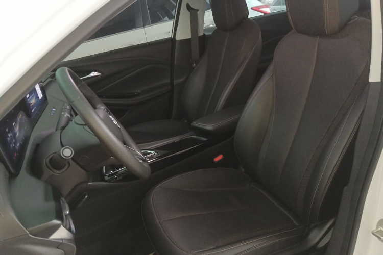 别克 威朗 2023款 Pro 乐享版中控内饰19