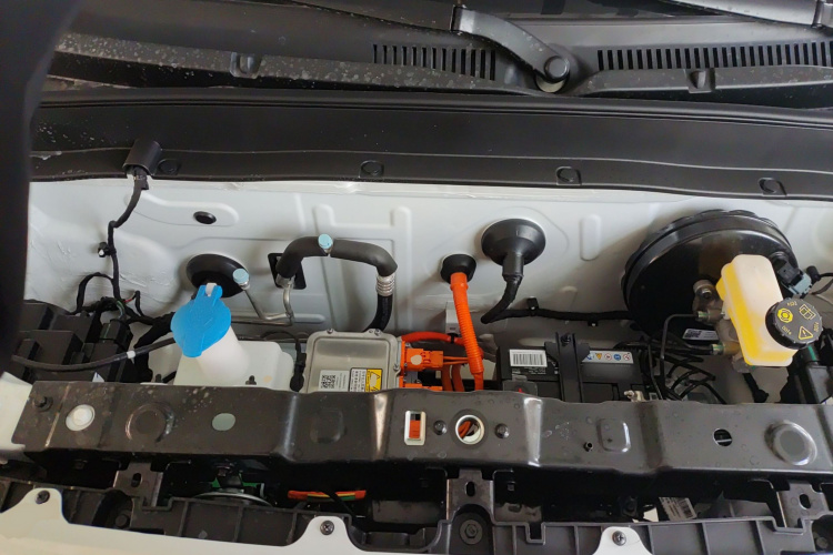 吉利银河 熊猫 2025款 210km 元气熊机舱底盘24