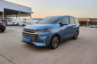 上汽大通MAXUS 大通G50 2019款 1.5T 首发款自动豪华版 7座