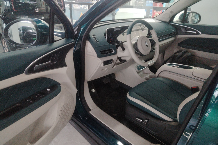 欧拉好猫 2023款 401km标准续航 豪华型 磷酸铁锂中控内饰20