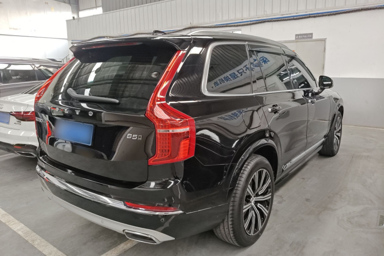 沃尔沃XC90 2021款 B5 智行豪华版 5座车身外观7