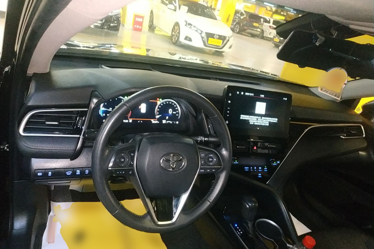 丰田 凯美瑞 2023款 2.5G 豪华版中控内饰12