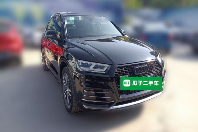 奥迪Q5L 2020款 改款 40 TFSI 荣享时尚型车身外观3