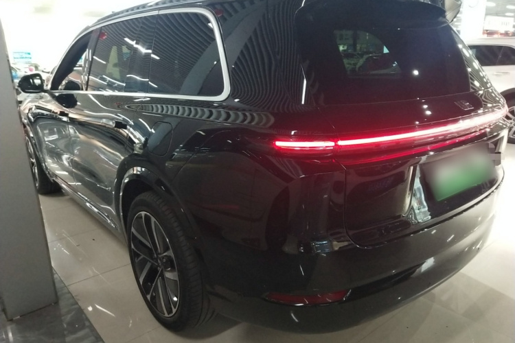 理想汽车 理想L9 2023款 Pro车身外观4