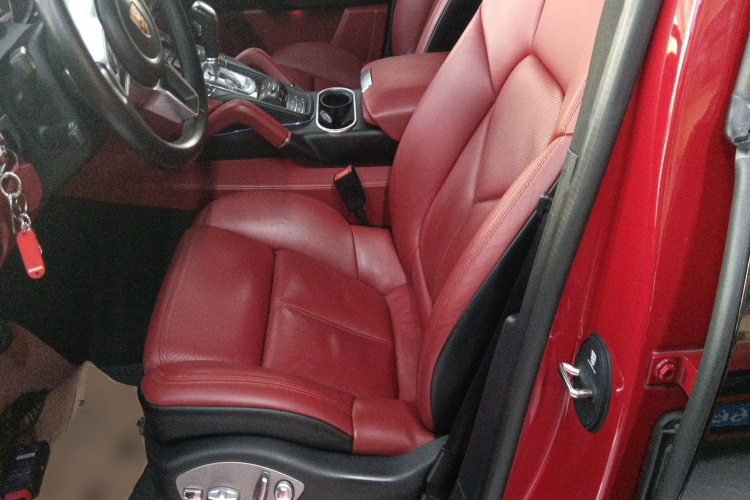 保时捷 2016款 Cayenne 3.0T中控内饰19