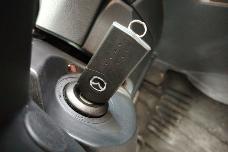 马自达5 2013款 2.0L 自动舒适型中控内饰7001