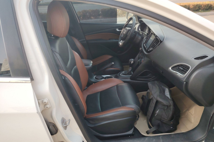 菲亚特 菲翔 2015款 1.4T 自动劲享版局部细节41