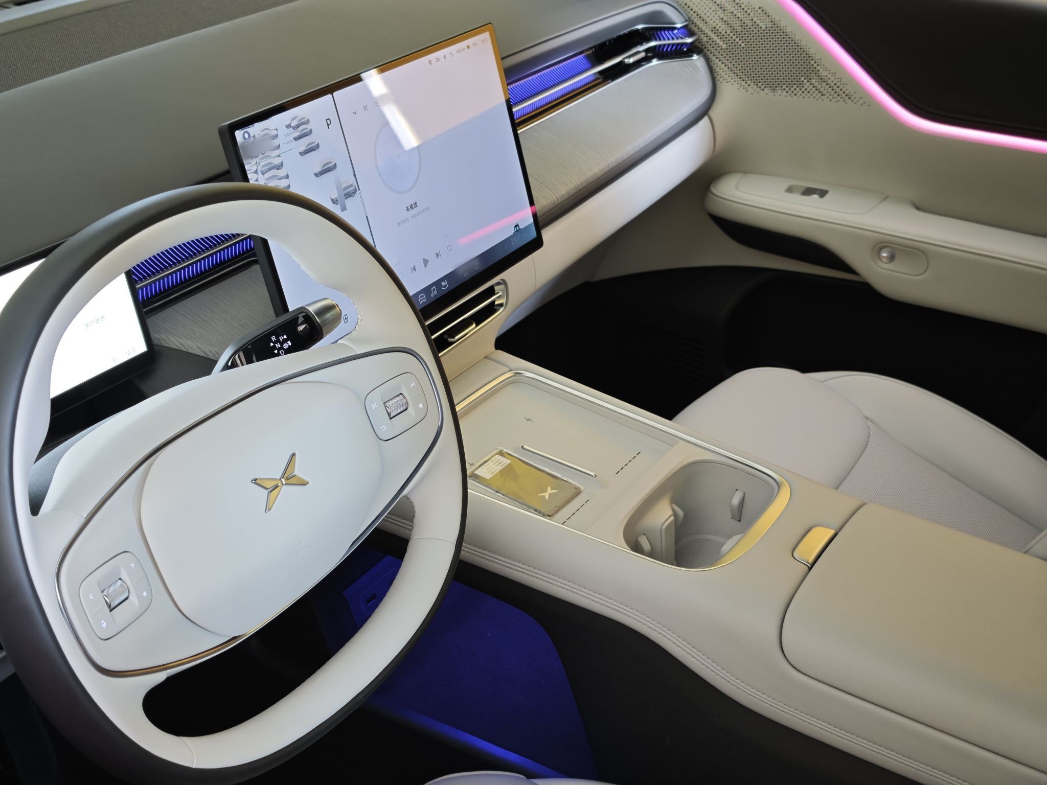 小鹏G6 2025款 625 长续航 Max 旗舰版