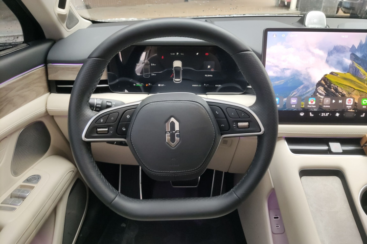 鸿蒙智行 问界M5 2022款 增程后驱标准版局部细节13