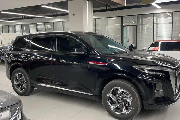 红旗HS3 2023款 1.5T 两驱善为版车身外观6005