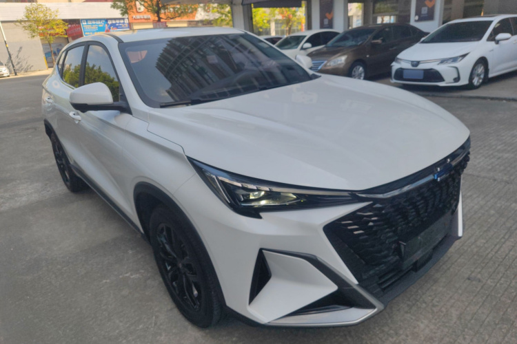 长安欧尚X5 PLUS 2023款 改款 1.5T DCT卓越型车身外观6002