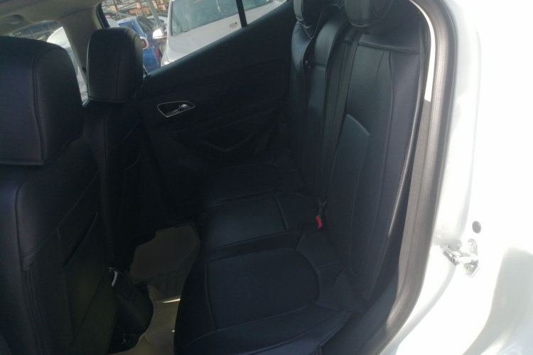 别克 昂科拉 2014款 1.4T 自动两驱都市精英型中控内饰7004