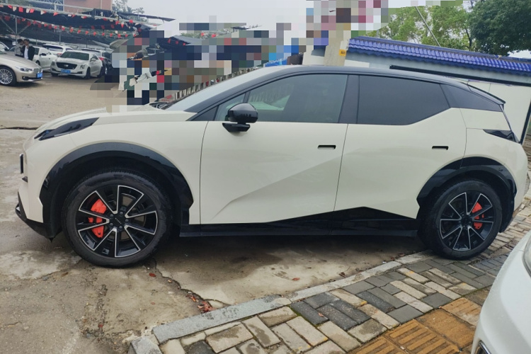 极氪X 2025款 五座长续航版车身外观6003