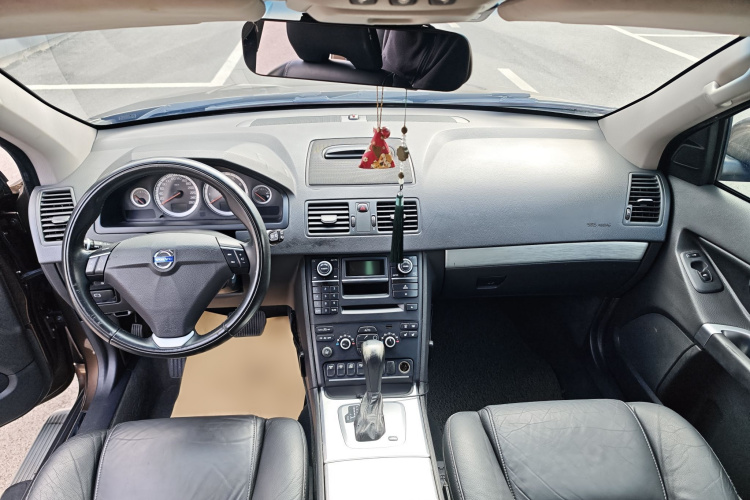 沃尔沃XC90 2013款 2.5T T5 豪华升级版中控内饰7005