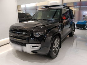 路虎卫士 2024款 110 3.0T P400 暗黑特别版