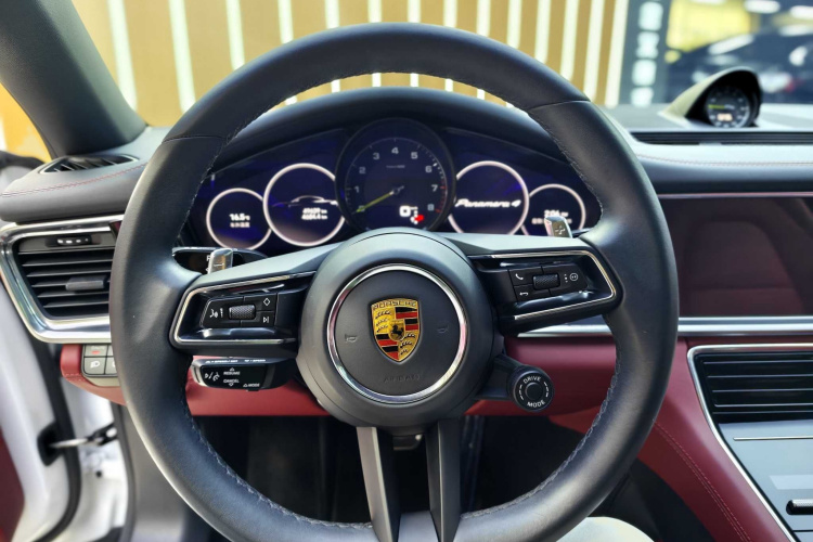 保时捷 Panamera新能源 2023款 Panamera 4 E-Hybrid 铂金版 2.9T局部细节13