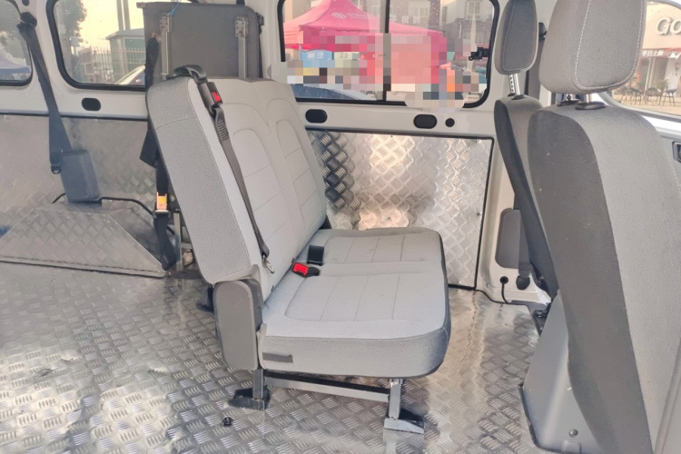 五菱汽车 五菱扬光 2025款 400km 客车版舒适型中控内饰21