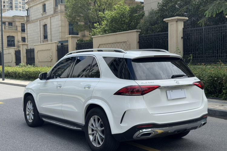 奔驰GLE 2020款 改款 GLE 350 4MATIC 时尚型车身外观6002