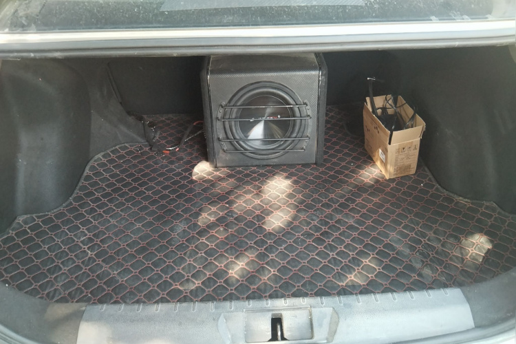 吉利汽车 帝豪 2018款 1.5L 手动向上互联版中控内饰23