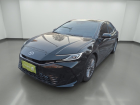 丰田 凯美瑞 2024款  双擎 2.0HG 尊贵版