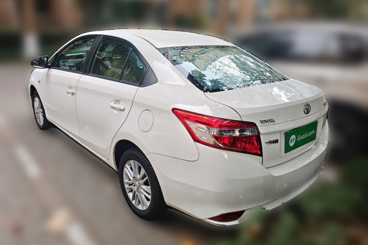 丰田 威驰 2016款 1.5L 自动智臻星耀版车身外观6003