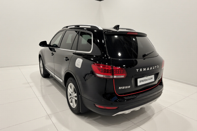 野马汽车 野马T70 2016款 升级版 1.8L 手动精英型车身外观5