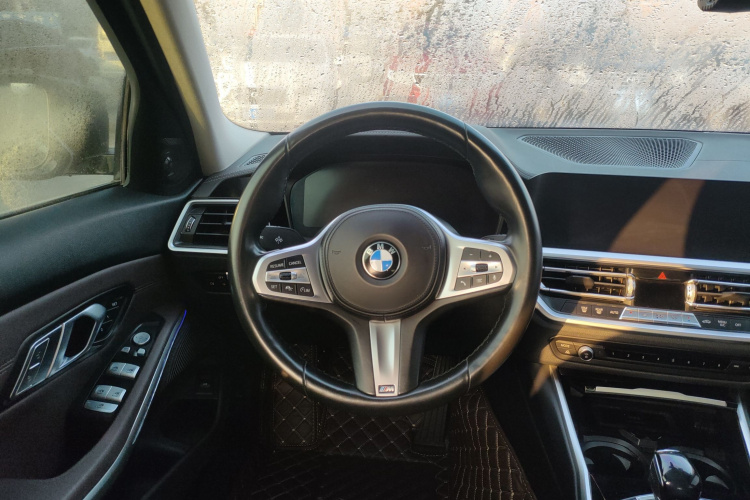 宝马3系 2020款 320Li M运动套装中控内饰13