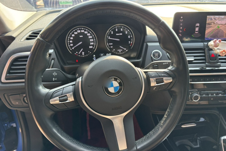 宝马1系 2020款 120i M运动套装局部细节13