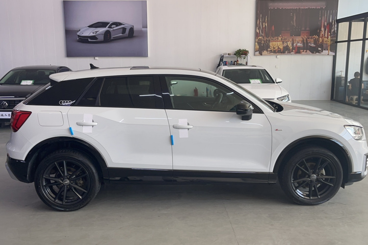 奥迪Q2L 2021款 35 TFSI 进取动感型车身外观6002