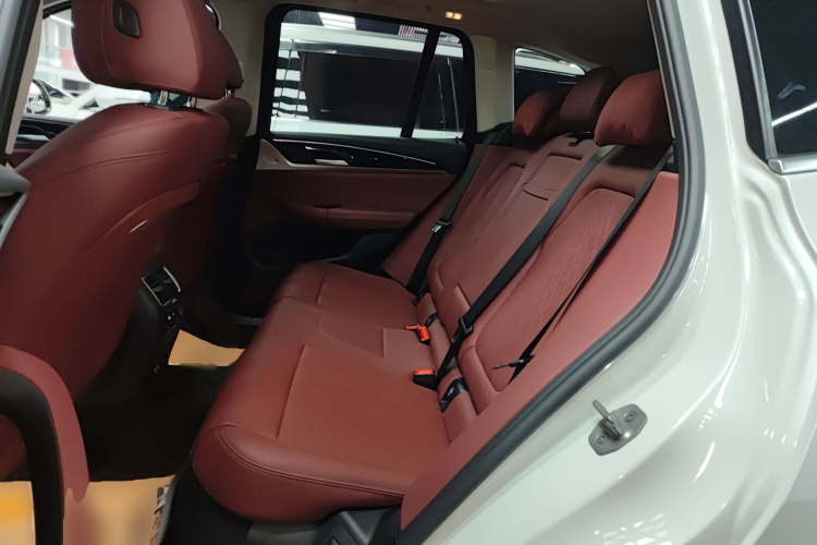 宝马X3 2022款 改款 xDrive25i M运动套装中控内饰7004