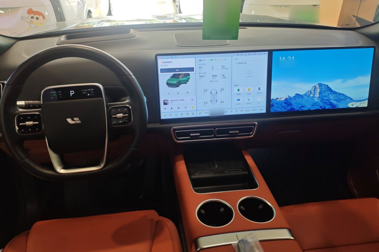 理想汽车 理想L9 2024款 Ultra中控内饰7002