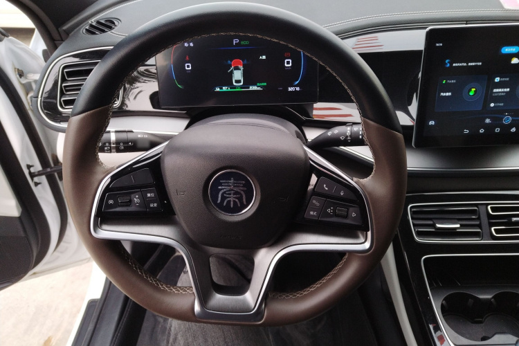 比亚迪 秦PLUS 2023款 冠军版 EV 420KM超越型中控内饰13