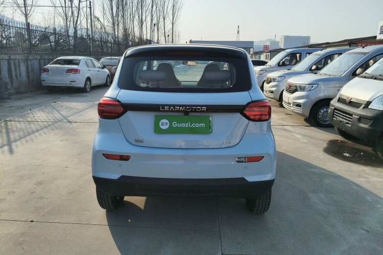 零跑汽车 零跑T03 2023款 310轻享版车身外观6005