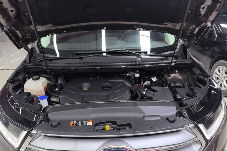 福特 锐界 2016款 EcoBoost 245 两驱豪锐型 7座机舱底盘24