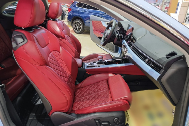 奥迪A5 2023款 Coupe 40 TFSI 时尚动感型中控内饰7009