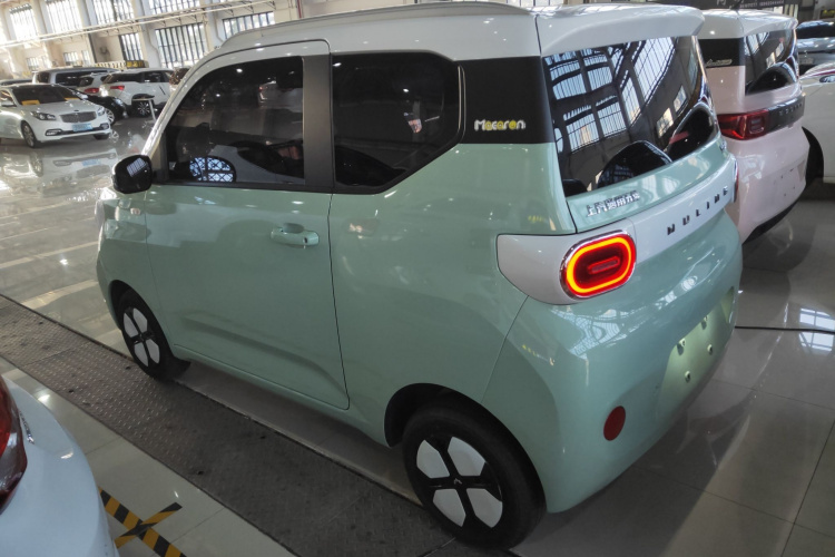 五菱汽车 宏光MINIEV 2024款 第三代 215km 进阶版车身外观4