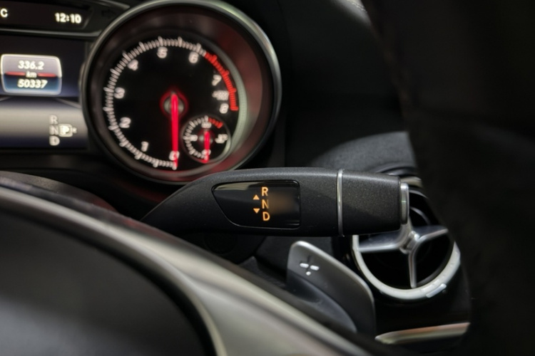 奔驰CLA 2017款 CLA 220 4MATIC 极地限量版局部细节18