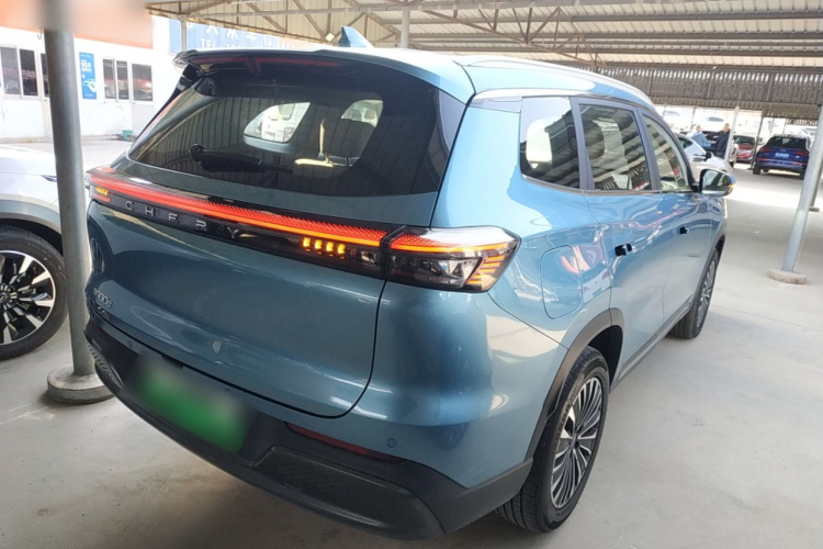 奇瑞 瑞虎8 PLUS C-DM 2025款 1.5T 116km 尊贵型 5座车身外观6005