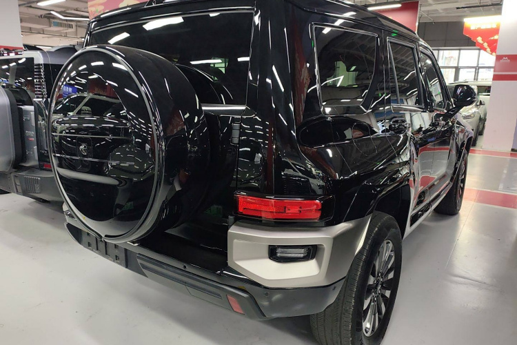 坦克700新能源 2024款 Hi4-T 极境版车身外观7