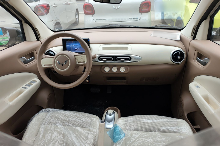 五菱汽车 宏光MINIEV 2025款 四门版 进阶款中控内饰12