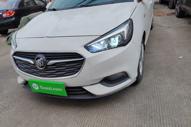 别克 凯越 2018款 15N CVT精英型局部细节36