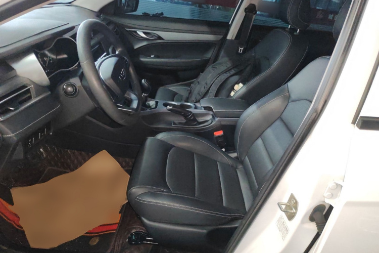 吉利汽车 帝豪 2021款 UP 1.5L 手动舒适型中控内饰19