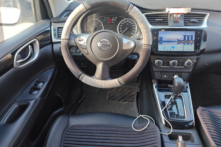 日产 轩逸 2022款 经典 1.6XE CVT舒适版中控内饰13