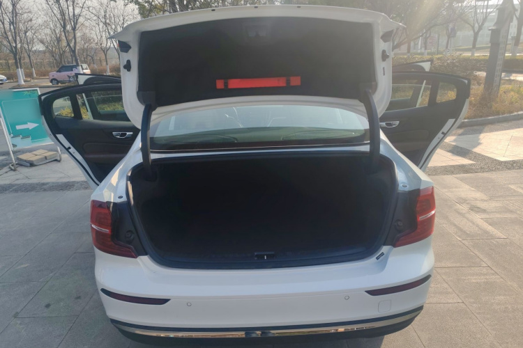 沃尔沃S60 2025款 B4 智远豪华版局部细节23