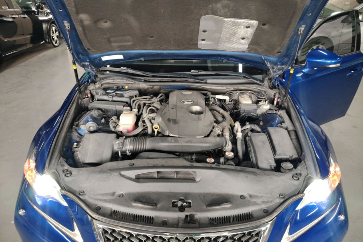 雷克萨斯IS 2015款 200t F SPORT局部细节24