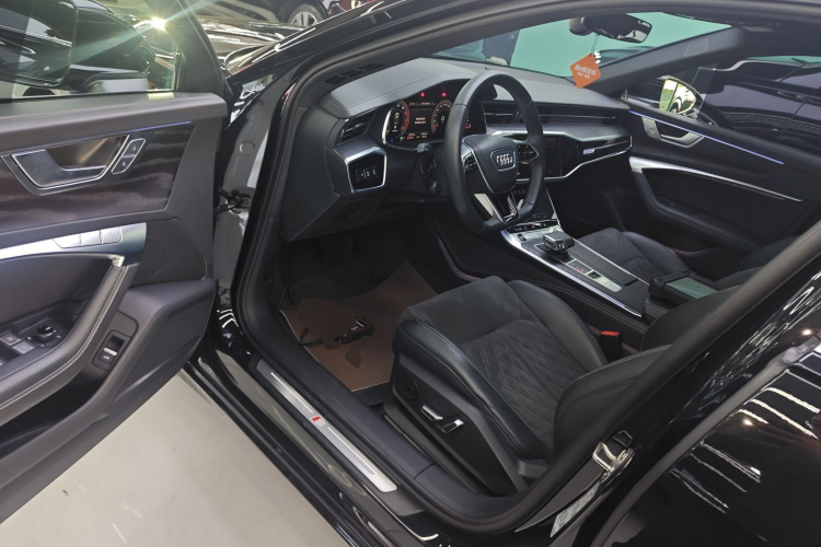 奥迪A6L 2024款 55 TFSI quattro 尊享动感型中控内饰20