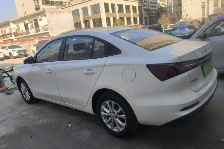 荣威i5 2026款 1.5L 手动舒享版车身外观4