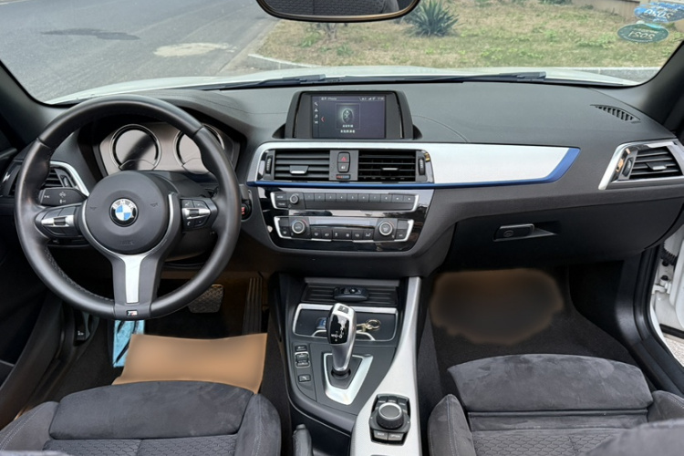 宝马2系(进口) 2018款 225i 敞篷轿跑车 M运动型中控内饰7005