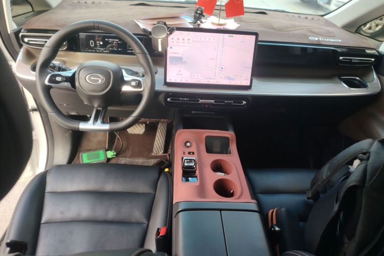 广汽传祺 传祺E8新能源 2024款 150km MAX中控内饰7002